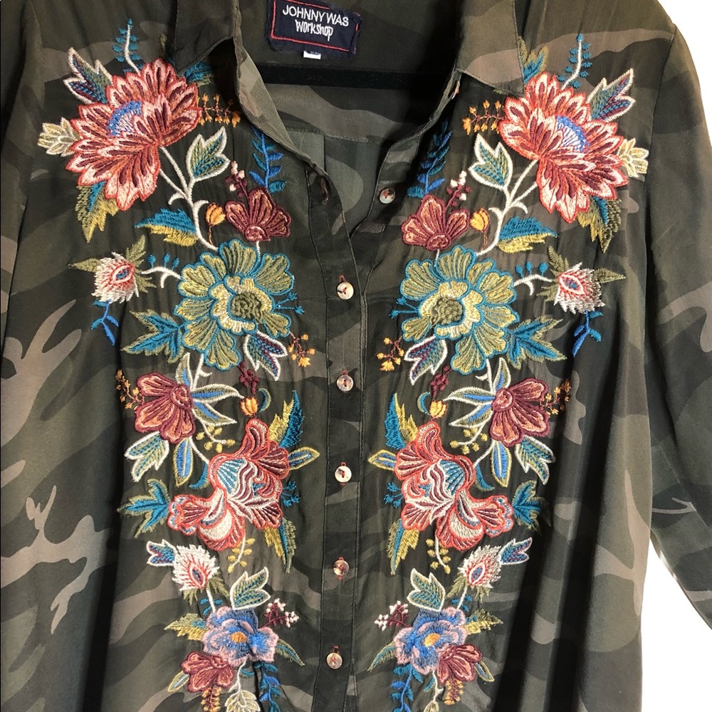 Johnny Was Camo Blouse size Small